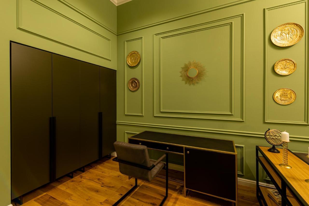 Târgu-Mureş Boutique Hotel Cocosul De Aur מראה חיצוני תמונה