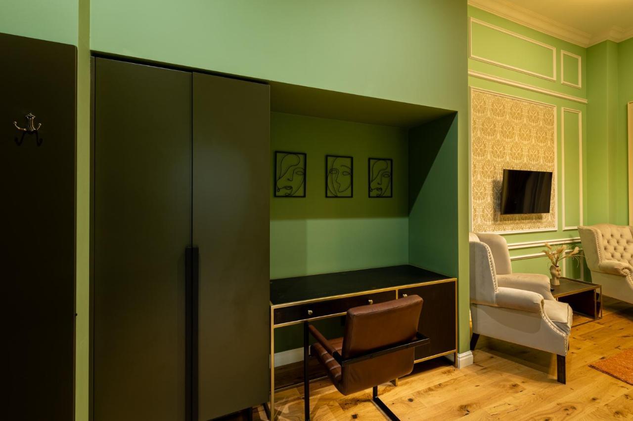 Târgu-Mureş Boutique Hotel Cocosul De Aur מראה חיצוני תמונה