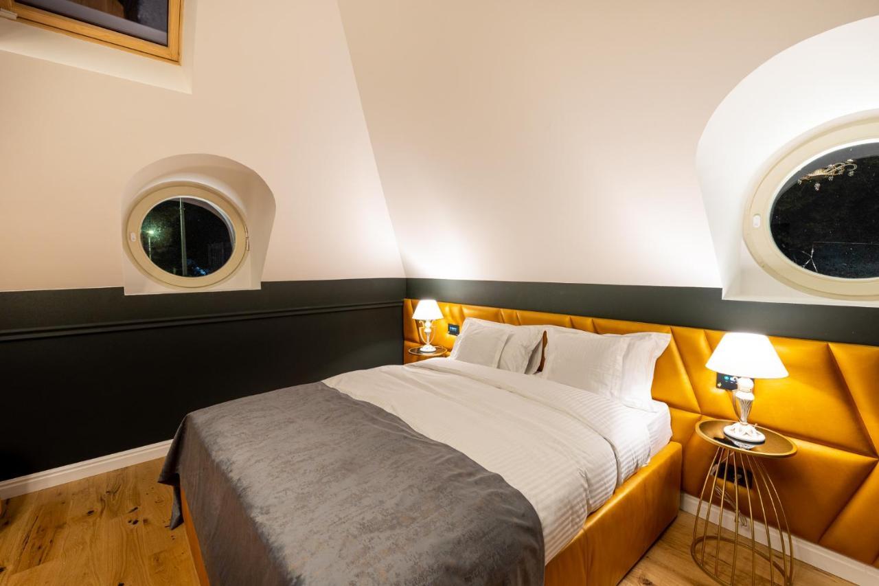 Târgu-Mureş Boutique Hotel Cocosul De Aur מראה חיצוני תמונה