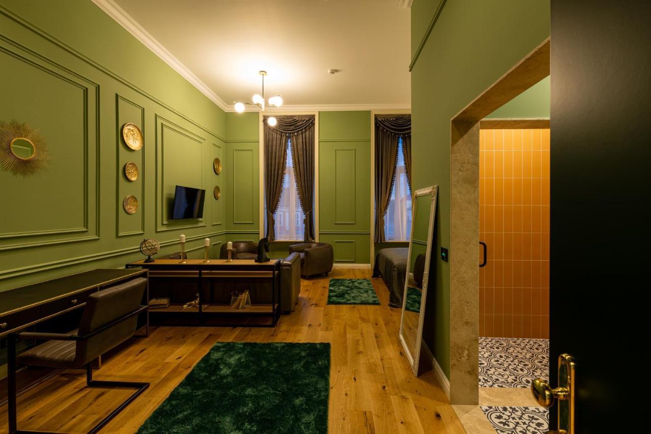 Târgu-Mureş Boutique Hotel Cocosul De Aur מראה חיצוני תמונה