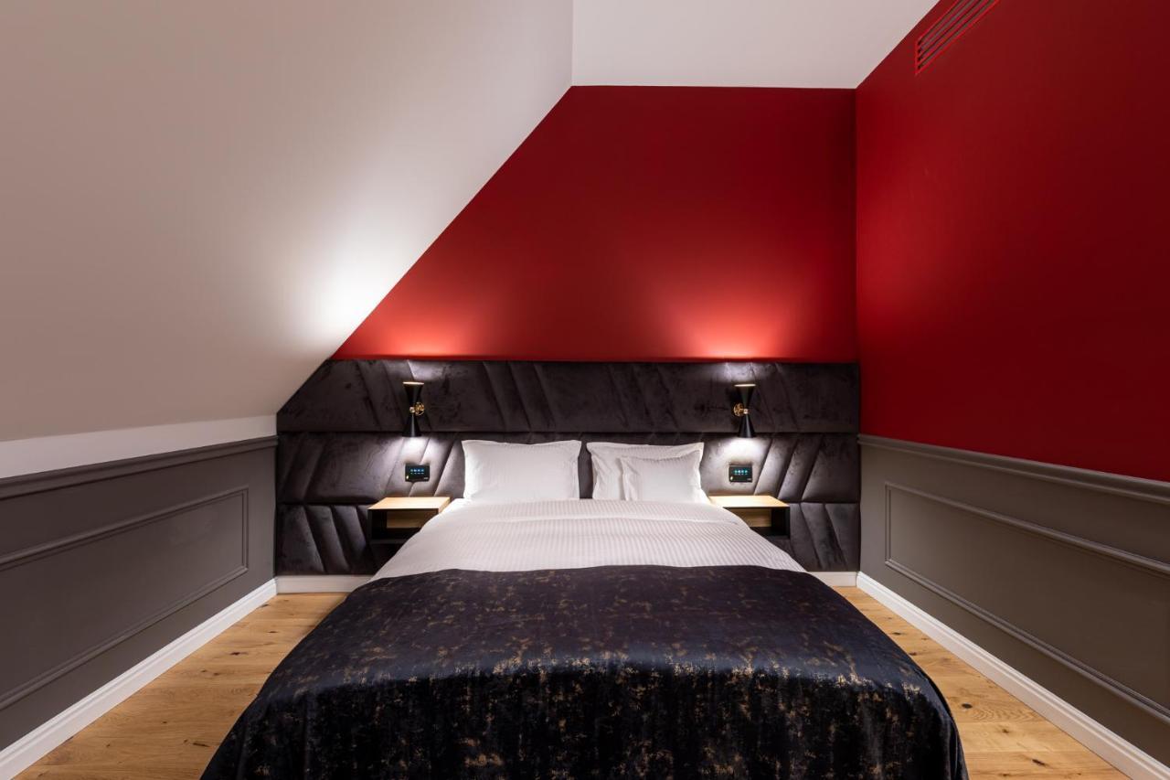 Târgu-Mureş Boutique Hotel Cocosul De Aur מראה חיצוני תמונה