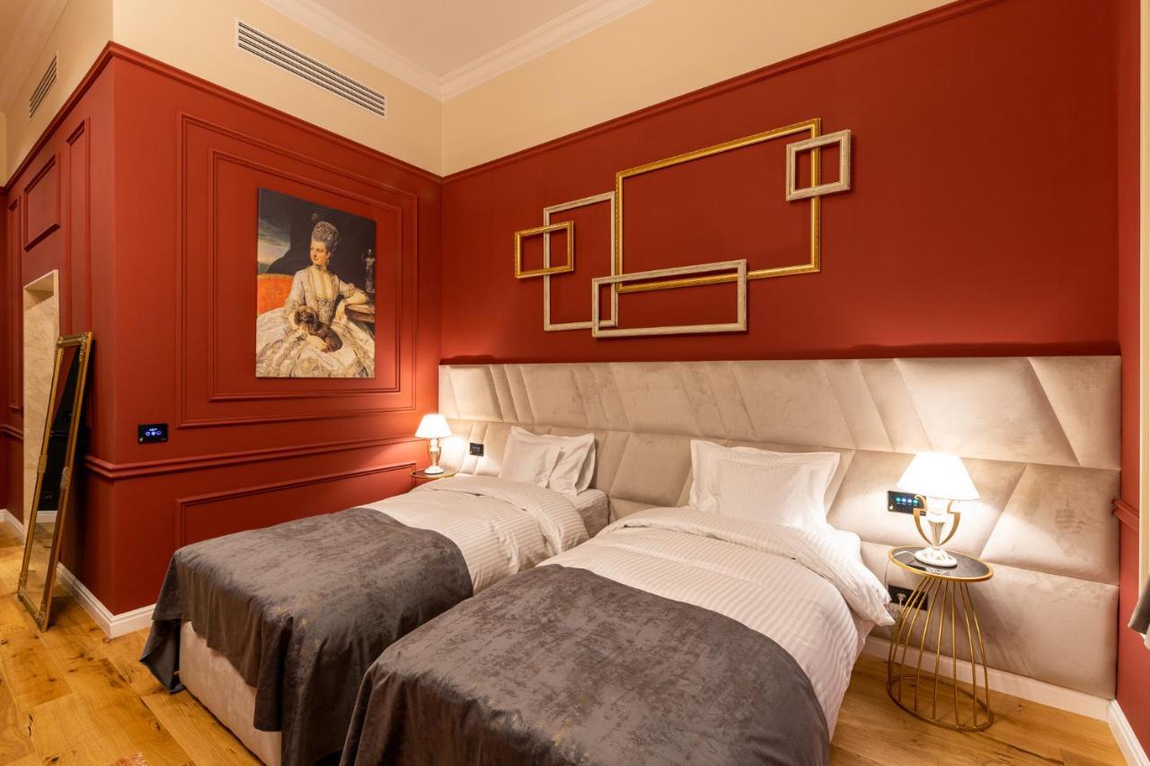 Târgu-Mureş Boutique Hotel Cocosul De Aur מראה חיצוני תמונה