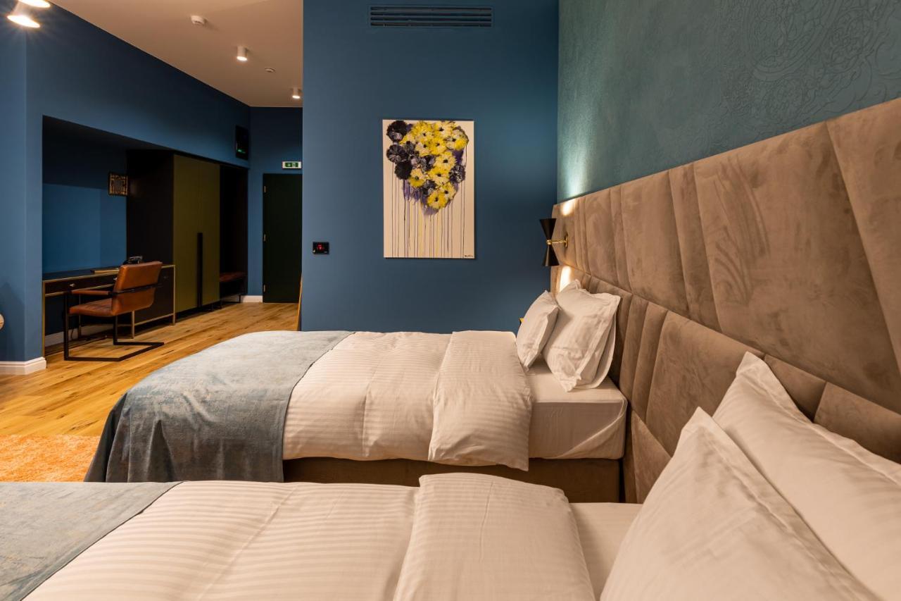 Târgu-Mureş Boutique Hotel Cocosul De Aur מראה חיצוני תמונה