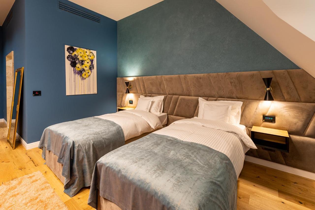 Târgu-Mureş Boutique Hotel Cocosul De Aur מראה חיצוני תמונה