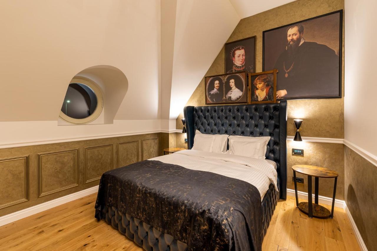 Târgu-Mureş Boutique Hotel Cocosul De Aur מראה חיצוני תמונה